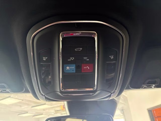 2024 Velvet Red Pearlcoat Jeep Grand Cherokee Limited 4X4 SUV