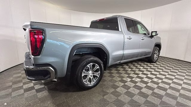 2026 Sterling Metallic GMC Sierra 1500 SLE RWD Truck