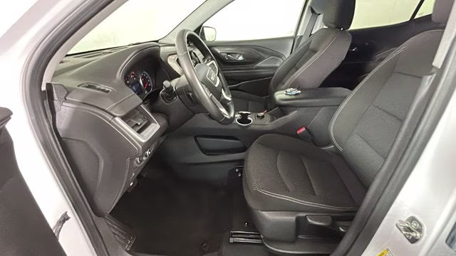 2024 Summit White GMC Terrain SLE FWD SUV