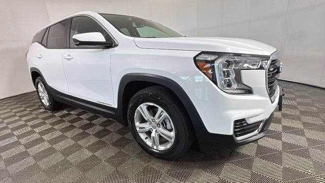 2024 Summit White GMC Terrain SLE FWD SUV