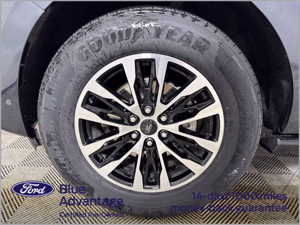 2025 Blue Metallic Ford Expedition Max Platinum 4X4 SUV