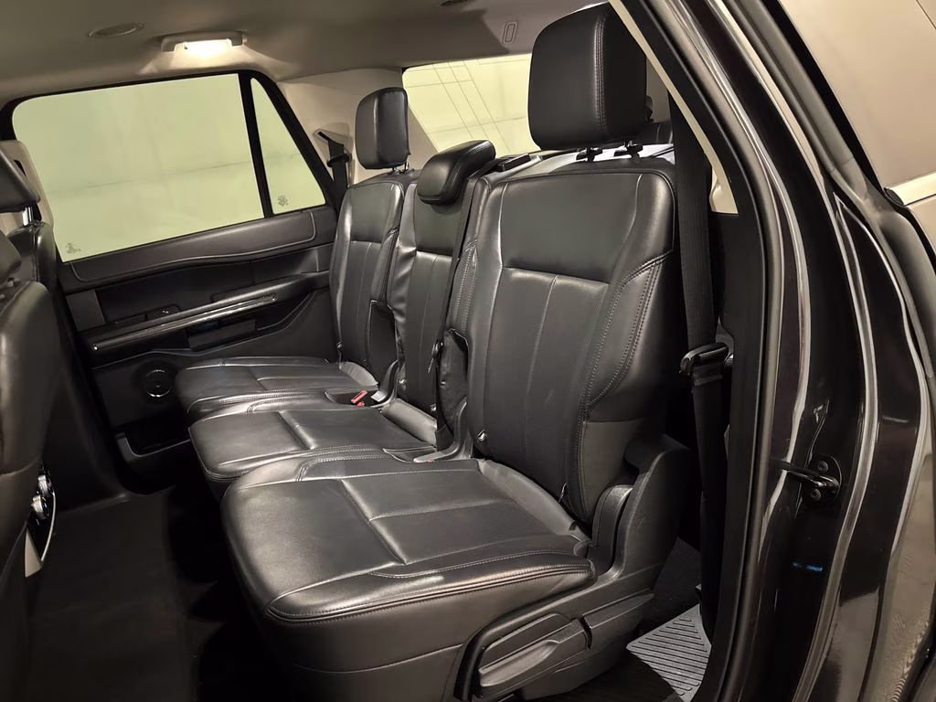 2024 Gray Metallic Ford Expedition Max XLT RWD SUV