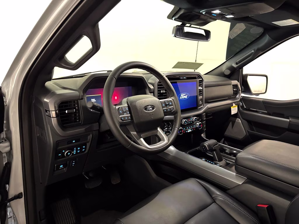 2025 White Metallic Ford F-150 XLT 4X4 Truck