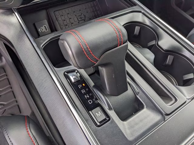 2026 Avalanche Ford F-150 Raptor 4X4 Truck