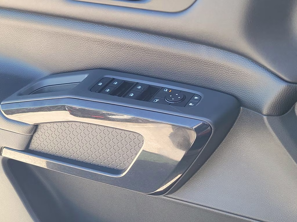 2023 Gun Metallic Nissan Pathfinder S 4X4 SUV