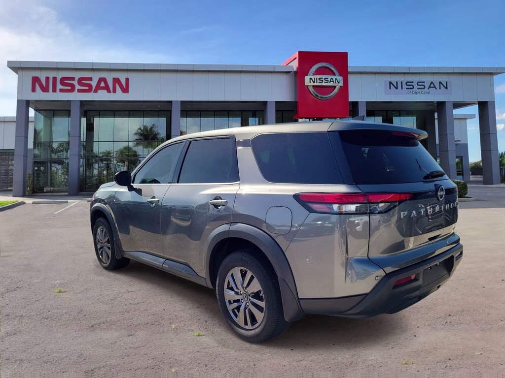 2023 Gun Metallic Nissan Pathfinder S 4X4 SUV