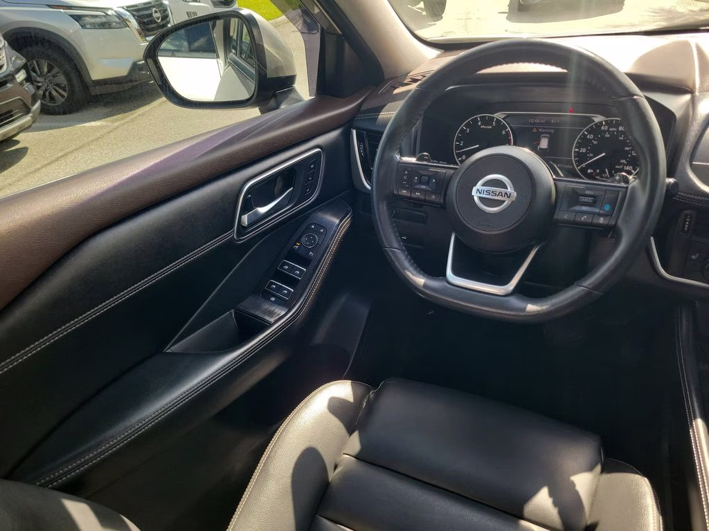2021 Champagne Silver Metallic Nissan Rogue SL FWD SUV