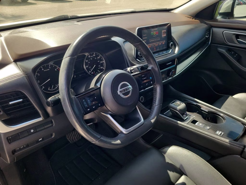2021 Champagne Silver Metallic Nissan Rogue SL FWD SUV