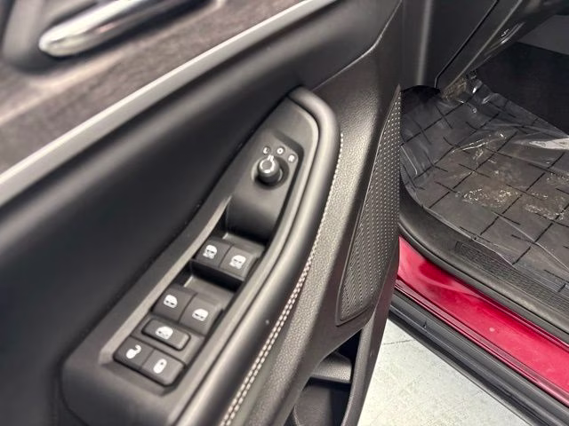 2024 Velvet Red Pearlcoat Jeep Grand Cherokee Limited 4X4 SUV