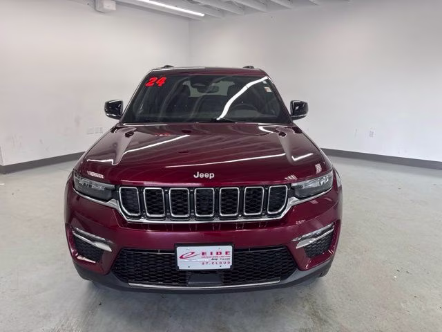 2024 Velvet Red Pearlcoat Jeep Grand Cherokee Limited 4X4 SUV
