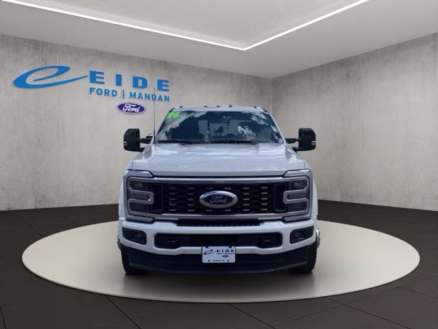 2026 Star White Metallic TC Ford Super Duty F-450 DRW Platinum 4X4 Truck