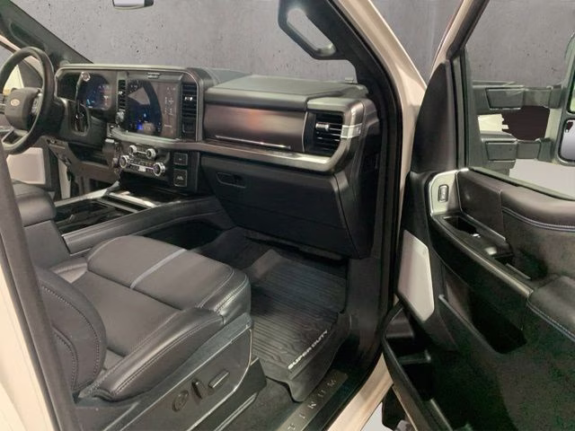 2026 Star White Metallic TC Ford Super Duty F-450 DRW Platinum 4X4 Truck
