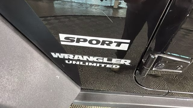 2017 Black Clearcoat Jeep Wrangler Unlimited Sport 4X4 SUV