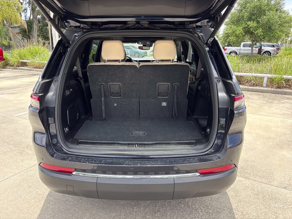 2023 Midnight Sky Jeep Grand Cherokee L Limited RWD SUV