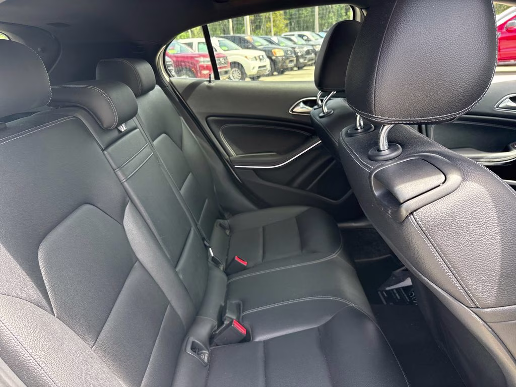 2017 White Mercedes-Benz GLA GLA 250 FWD SUV