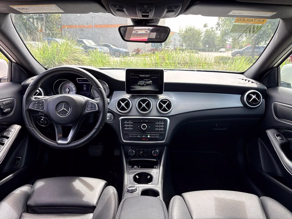 2017 White Mercedes-Benz GLA GLA 250 FWD SUV