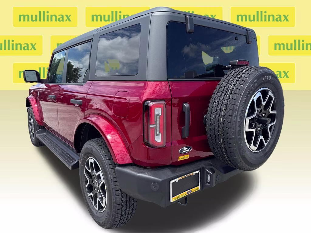 2026 Ruby Red Met Tinted CC Ford Bronco Outer Banks 4X4 SUV