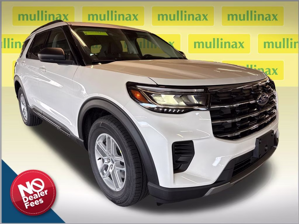 2026 Star White Metallic Tri-Coat Ford Explorer Active RWD SUV
