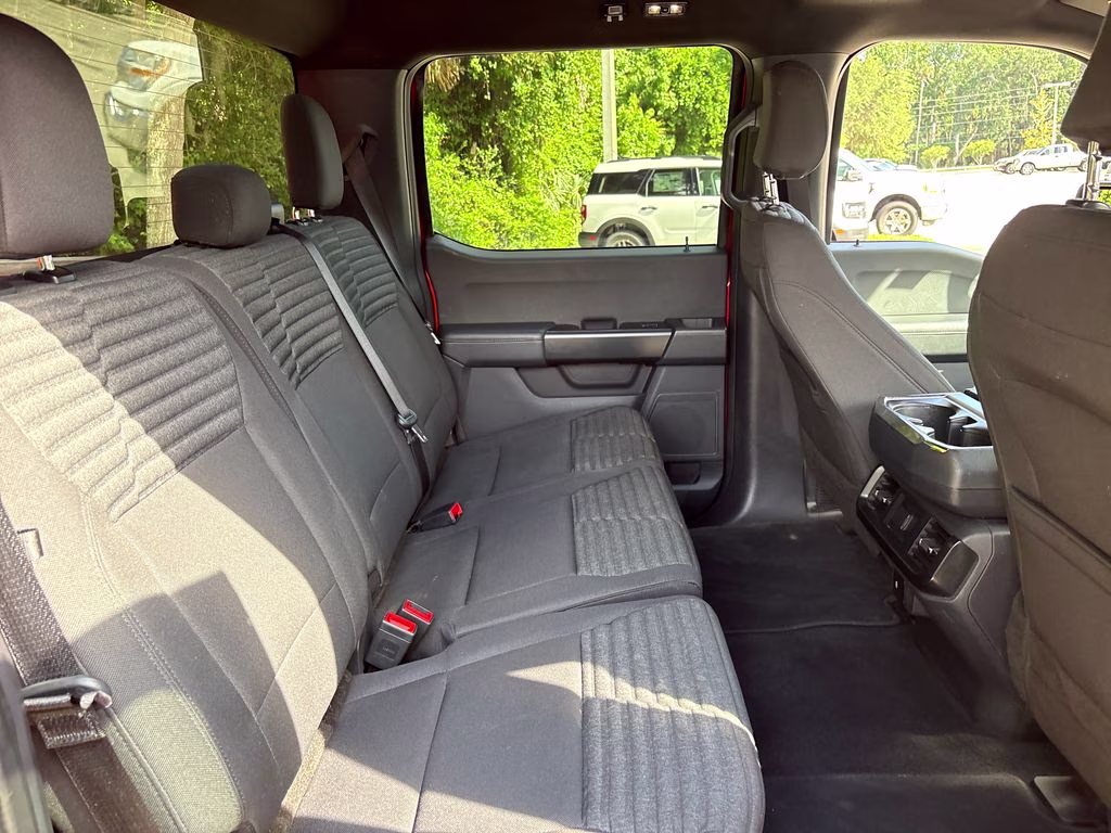2023 Chili Pepper Red Ford F-150 XL 4X4 Truck