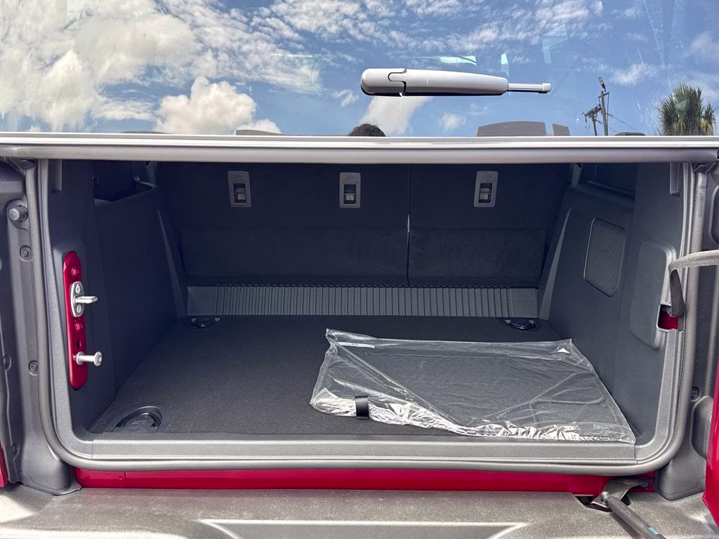 2026 Ruby Red Metallic Tinted Clearcoat Ford Bronco Outer Banks 4X4 SUV
