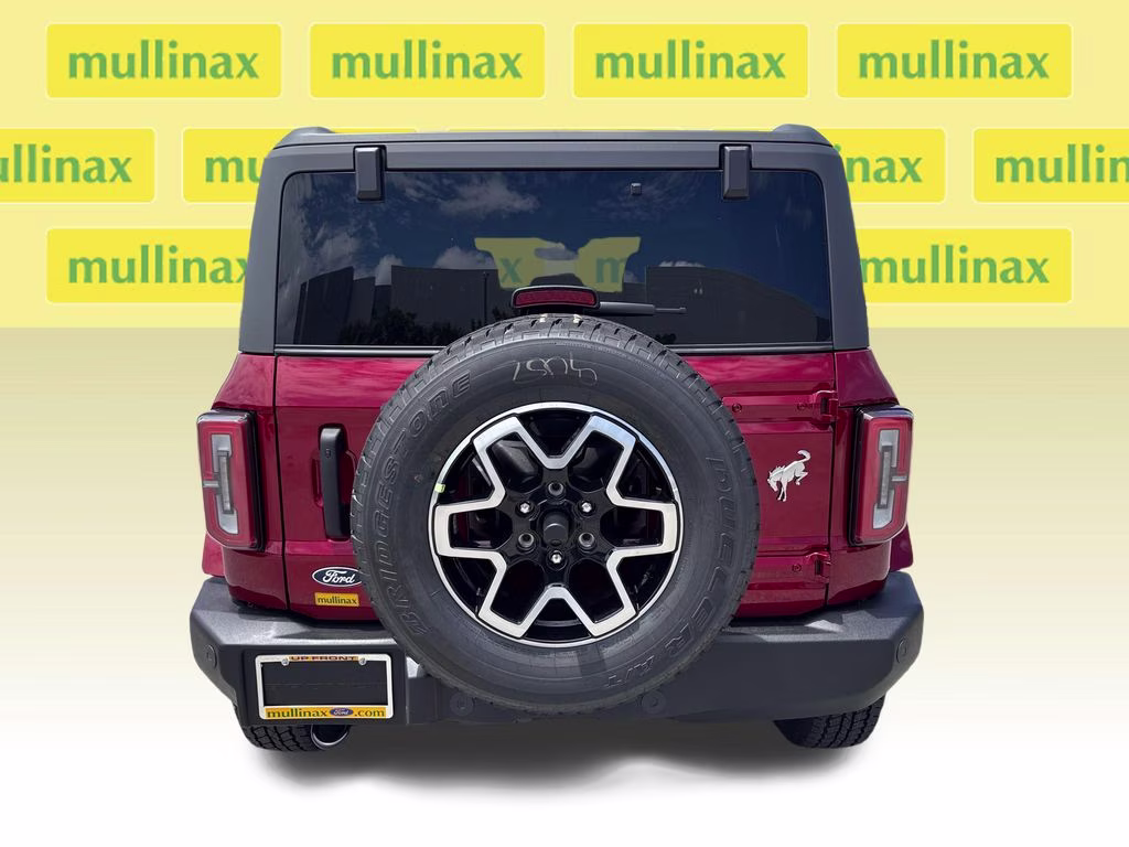 2026 Ruby Red Met Tinted CC Ford Bronco Outer Banks 4X4 SUV
