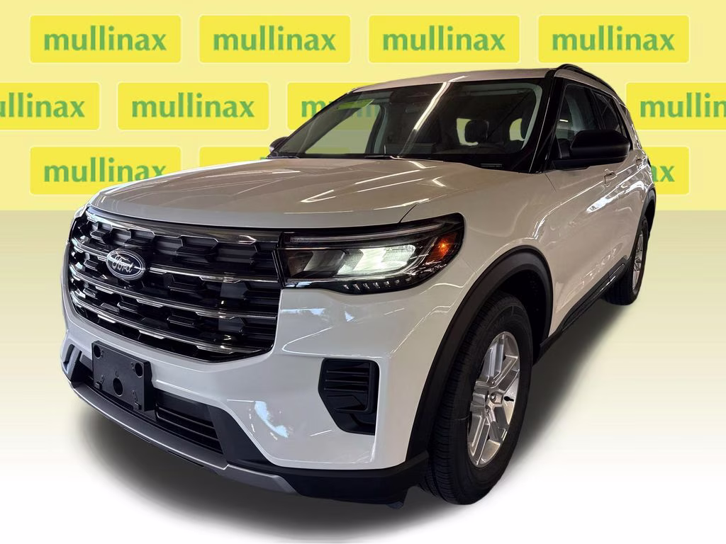 2026 Star White Metallic Tri-Coat Ford Explorer Active RWD SUV