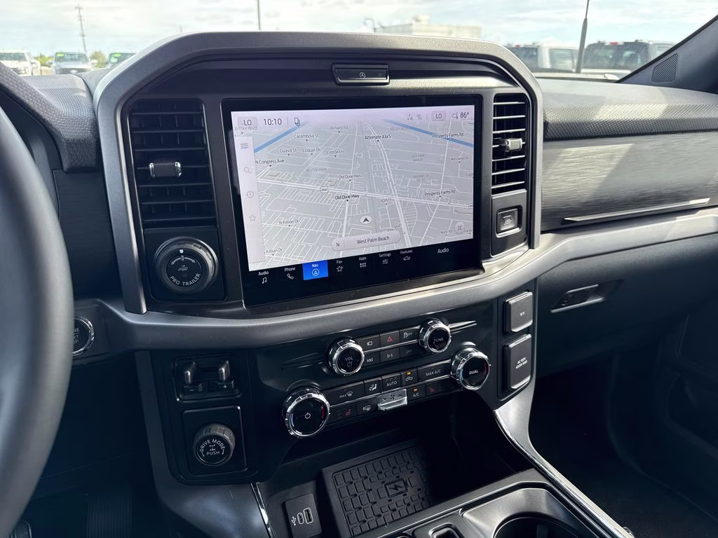 2026 Oxford White Ford F-150 XLT RWD Truck