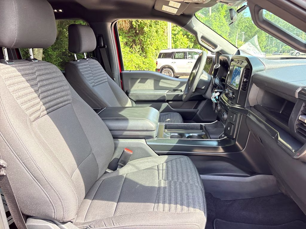 2023 Chili Pepper Red Ford F-150 XL 4X4 Truck