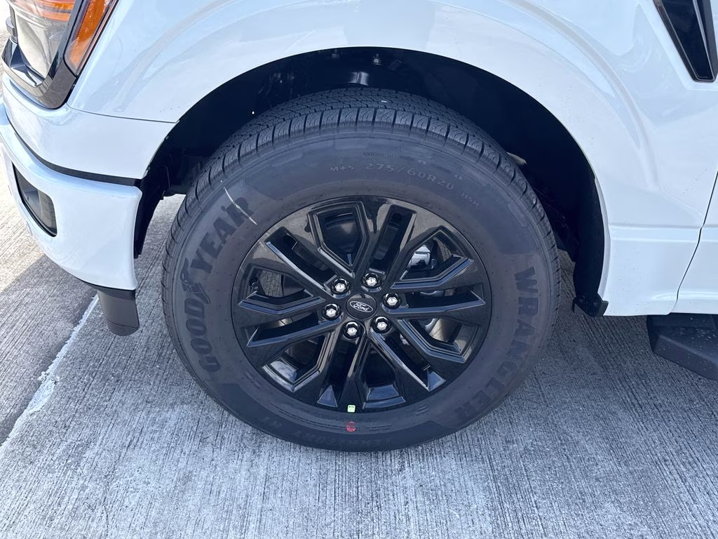 2026 Oxford White Ford F-150 XLT RWD Truck