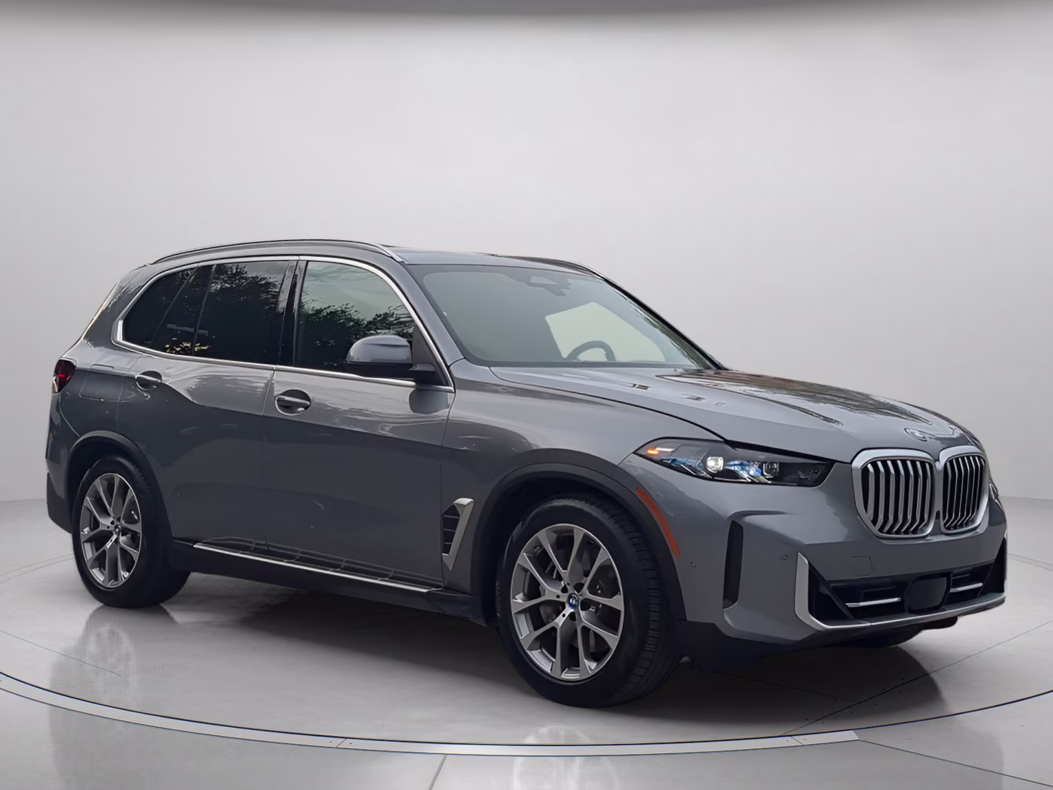 2025 Skyscraper Gray Metallic BMW X5 xDrive50e AWD SUV