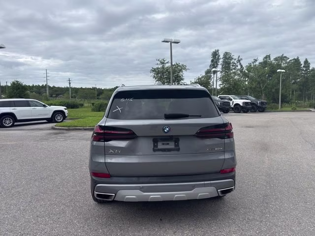 2025 Skyscraper Gray Metallic BMW X5 xDrive50e AWD SUV