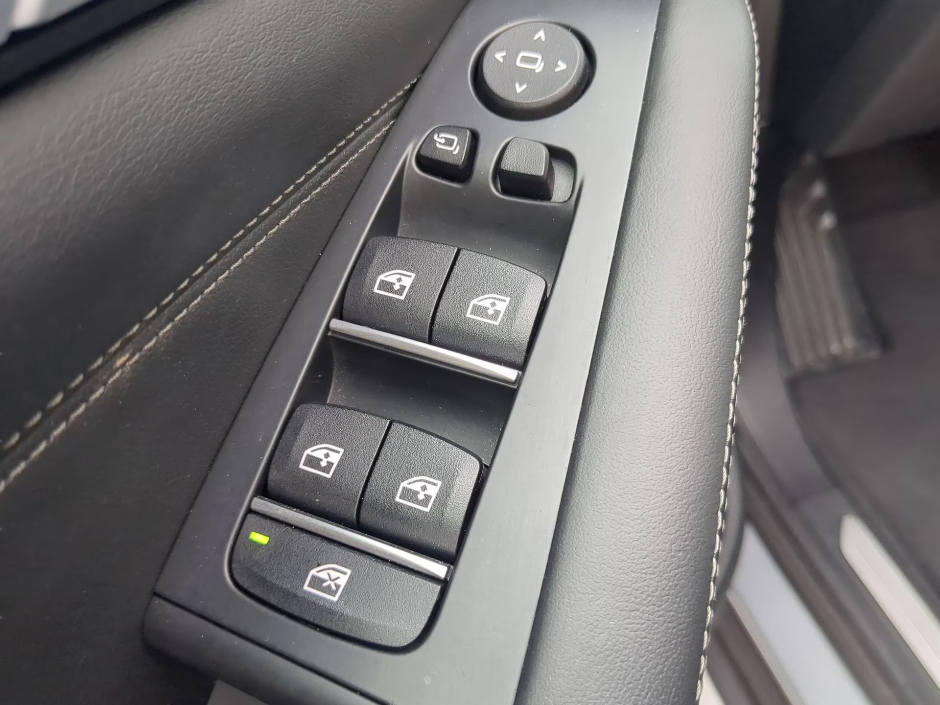 2025 Skyscraper Gray Metallic BMW X5 xDrive50e AWD SUV