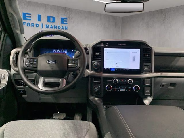 2025 Oxford White Ford F-150 XLT 4X4 Truck
