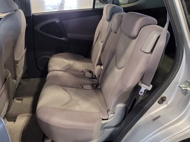 2008 Classic Silver Metallic Toyota RAV4 Base 4X4 SUV