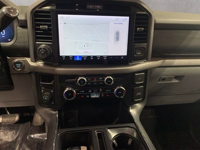 2025 Oxford White Ford F-150 XLT 4X4 Truck