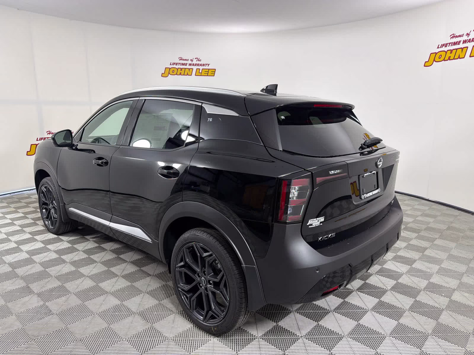 2026 Super Black Nissan Kicks SR FWD SUV
