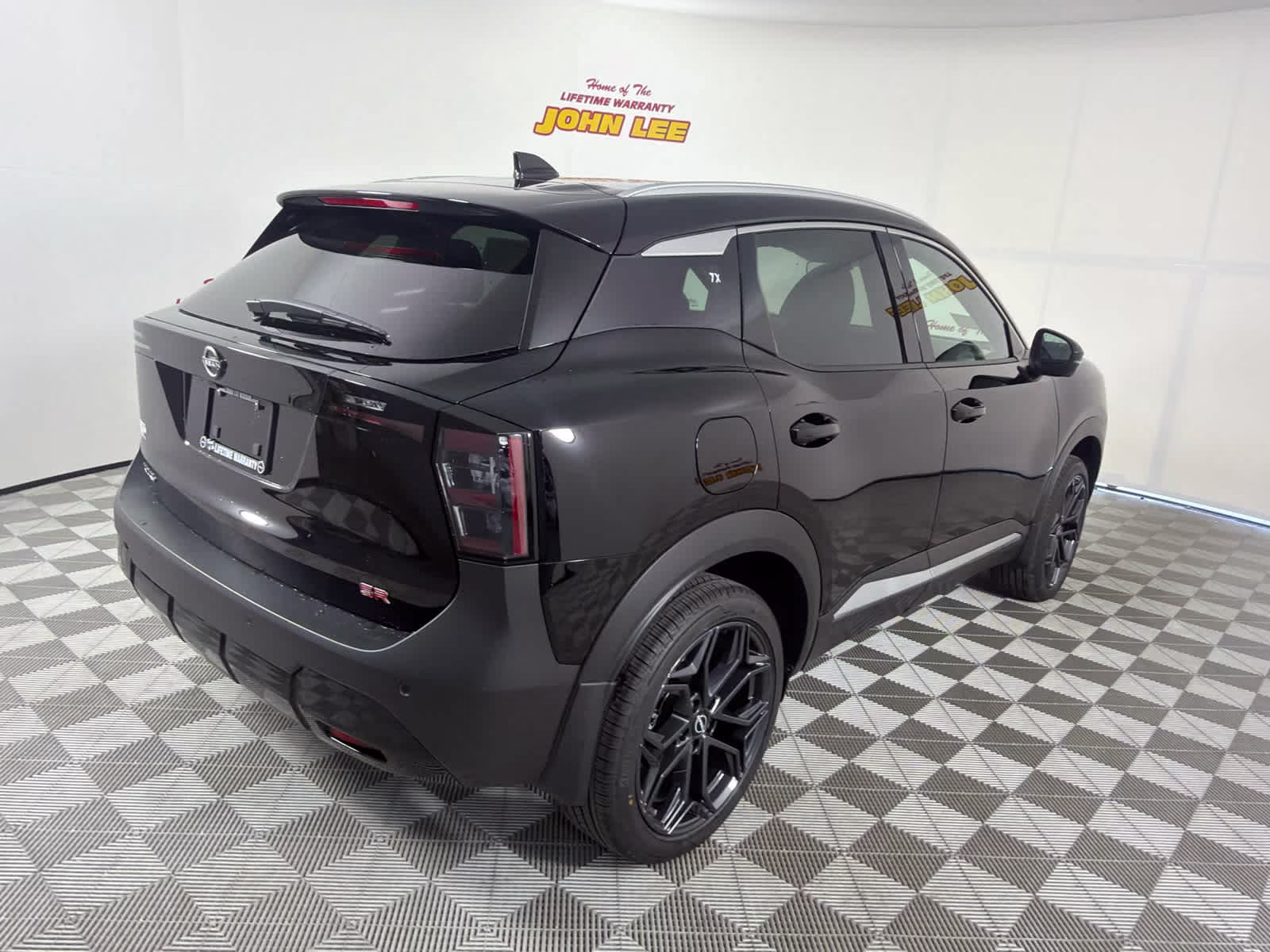 2026 Super Black Nissan Kicks SR FWD SUV