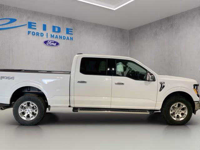2025 Oxford White Ford F-150 XLT 4X4 Truck