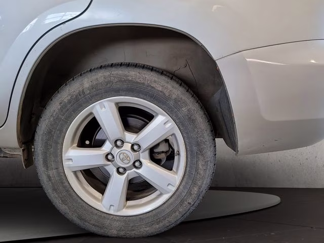 2008 Classic Silver Metallic Toyota RAV4 Base 4X4 SUV