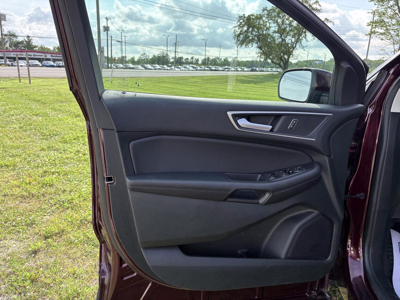 2024 Burgundy Velvet Metallic Tinted Clearcoat Ford Edge SEL AWD SUV