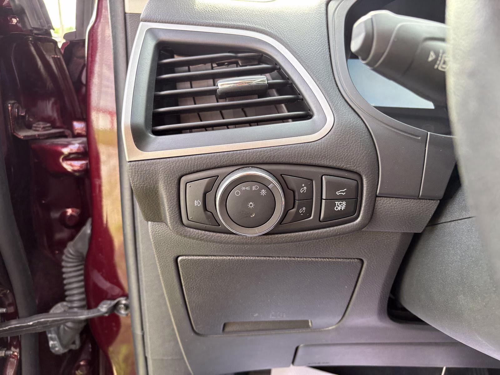 2024 Burgundy Velvet Metallic Tinted Clearcoat Ford Edge SEL AWD SUV