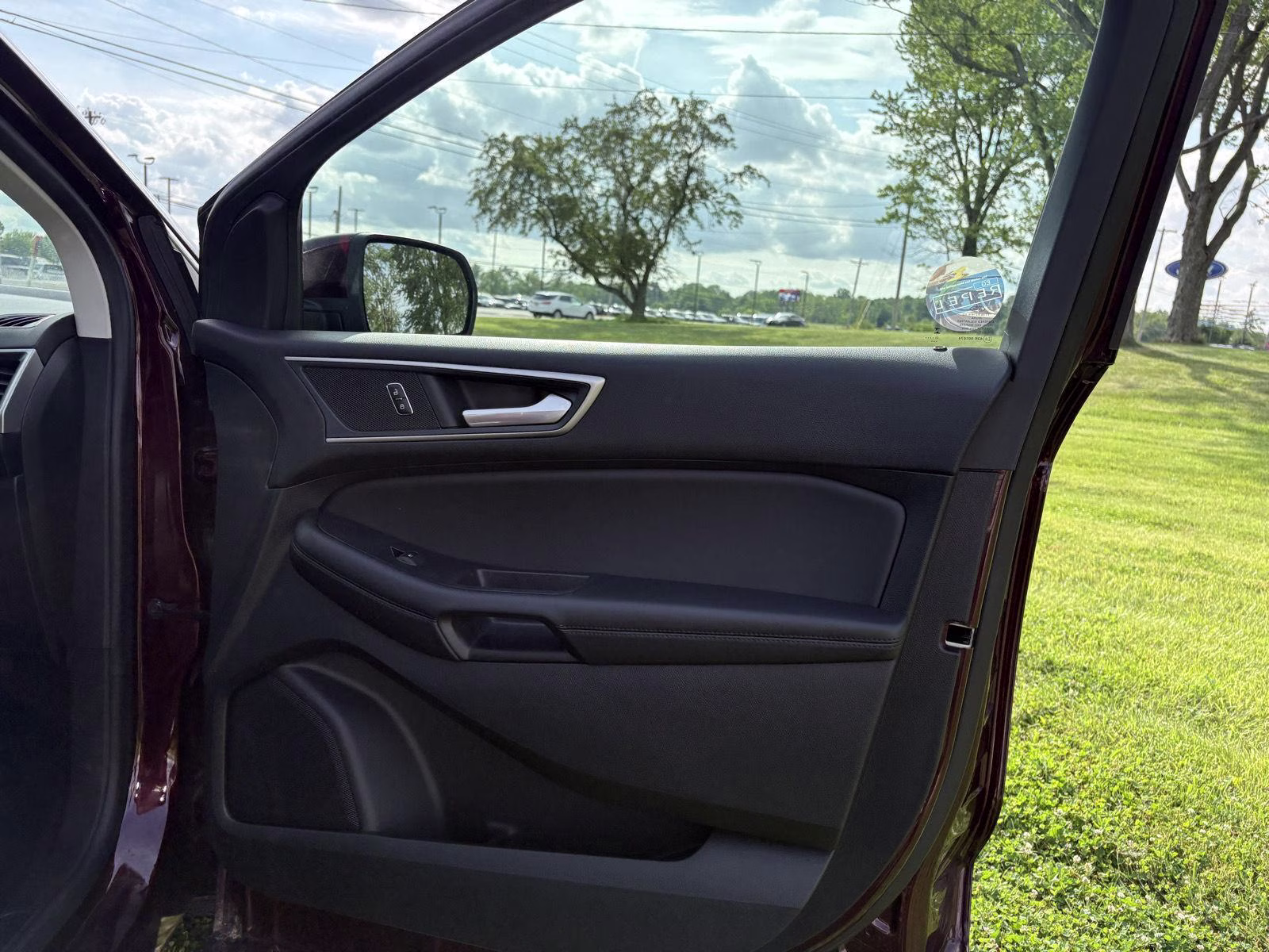 2024 Burgundy Velvet Metallic Tinted Clearcoat Ford Edge SEL AWD SUV