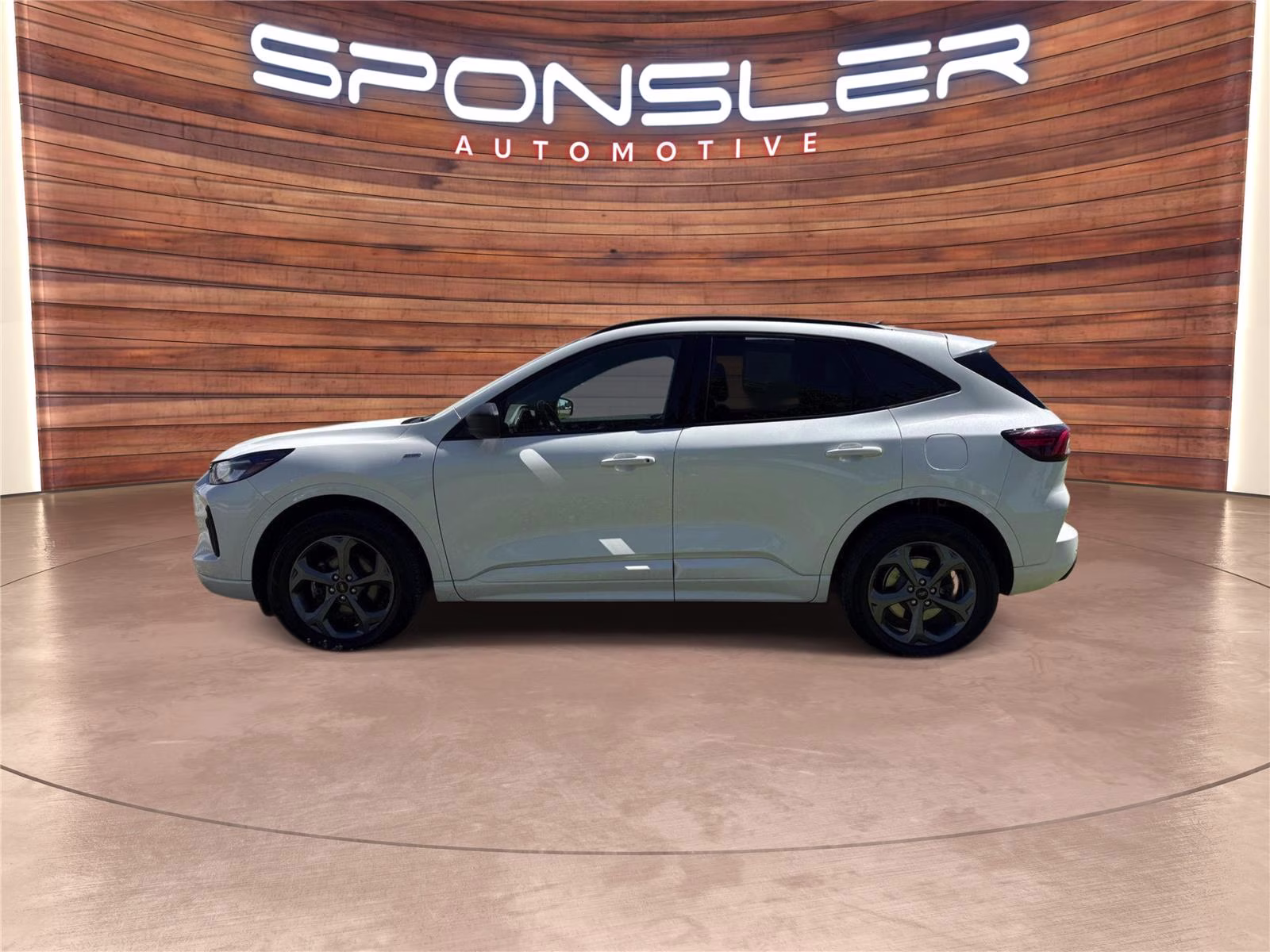 2024 Star White Metallic Tri-Coat Ford Escape ST-Line AWD SUV