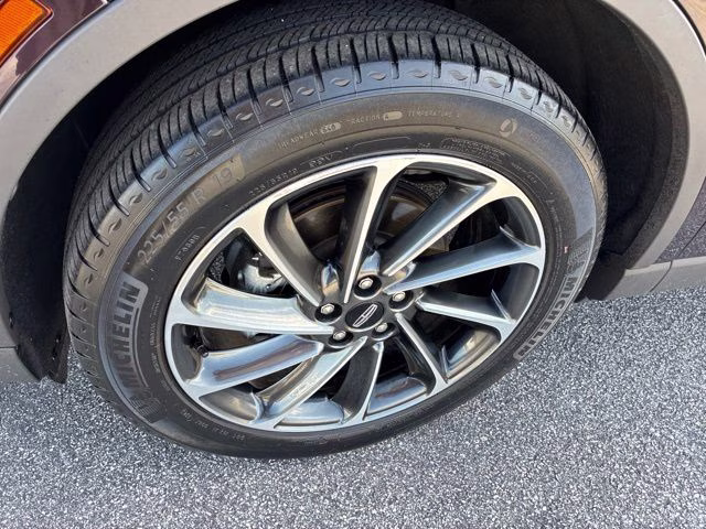 2023 Crystal Red Metallic Lincoln Corsair Standard AWD SUV