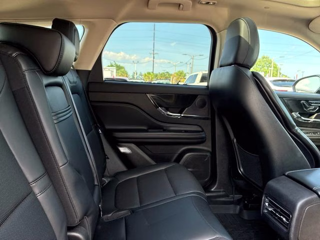 2023 Crystal Red Metallic Lincoln Corsair Standard AWD SUV