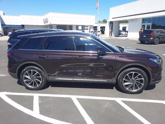 2023 Crystal Red Metallic Premium Clearcoat Lincoln Corsair Standard AWD SUV