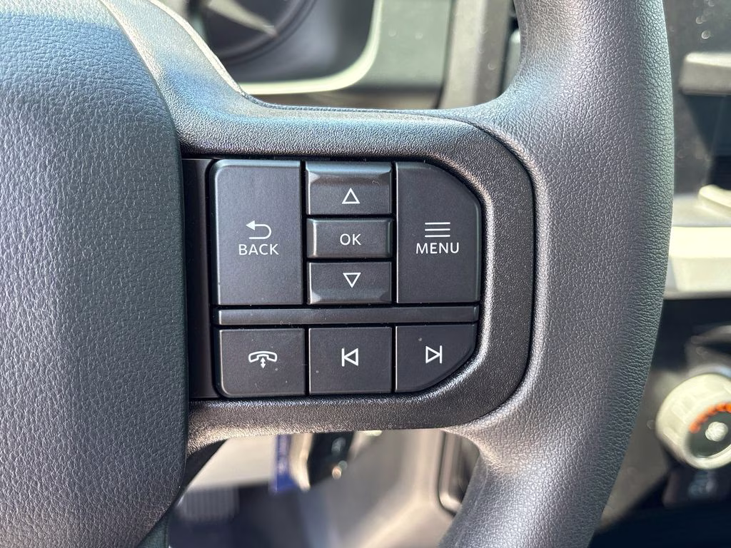 2026 Oxford White Ford Super Duty F-350 DRW XL 4X4 Truck