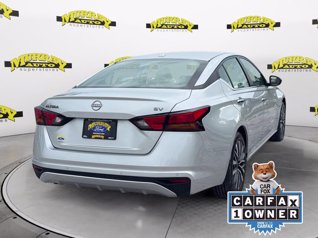 2024 Brilliant Silver Metallic Nissan Altima 2.5 SV FWD Sedan