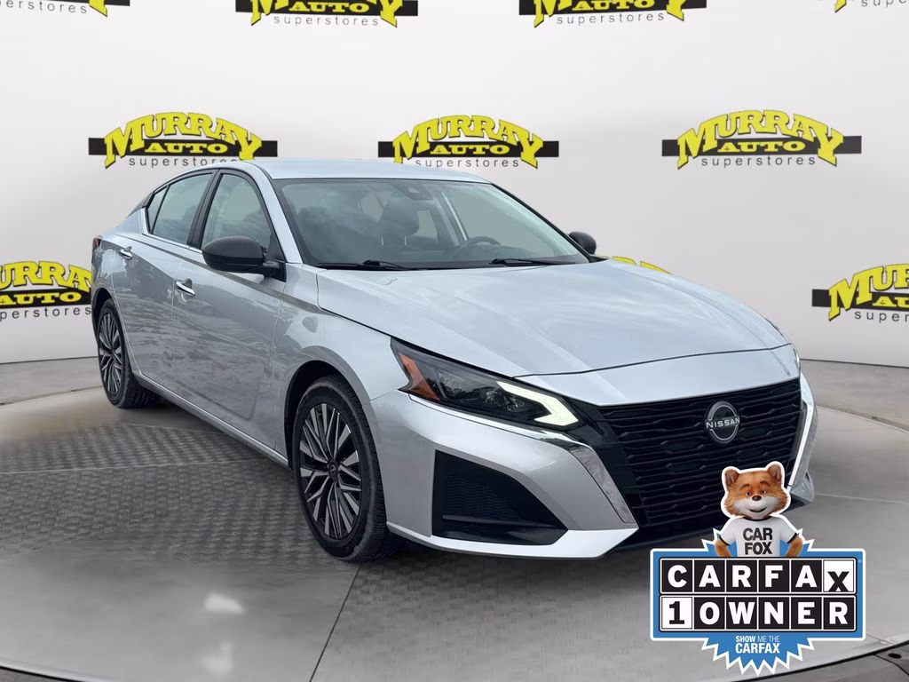 2024 Brilliant Silver Metallic Nissan Altima 2.5 SV FWD Sedan