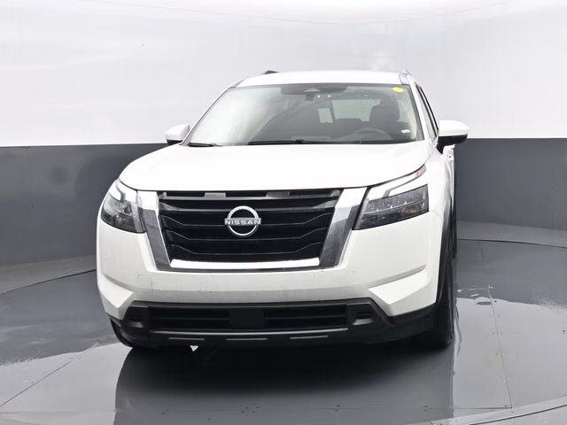 2025 Glacier White Nissan Pathfinder SV 4X4 SUV